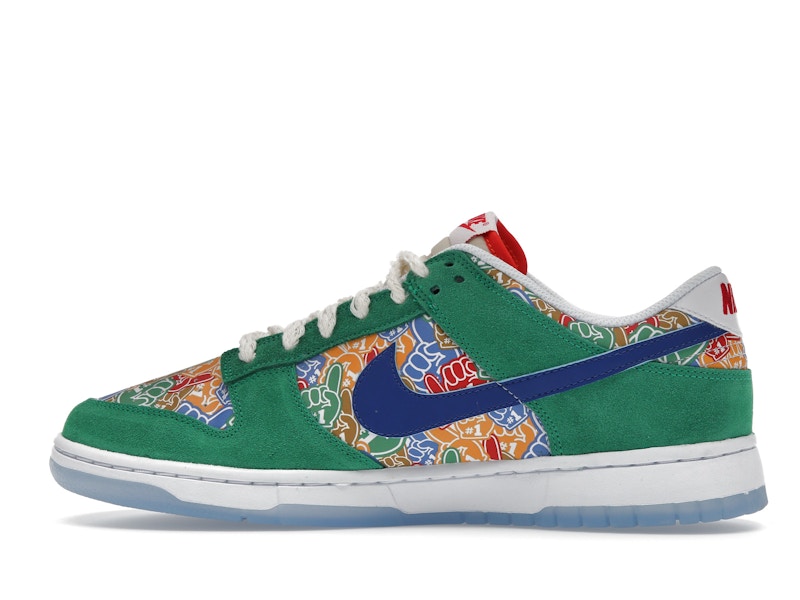 Nike Dunk Low Foam Finger