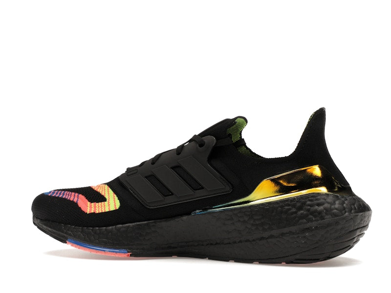 adidas Ultra Boost 22 Linear Energy Black