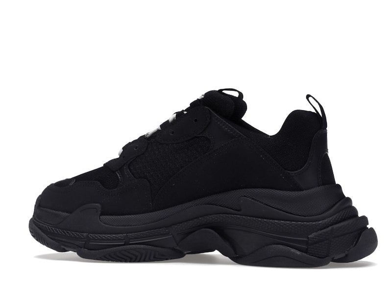 Balenciaga Triple S Black (2021)