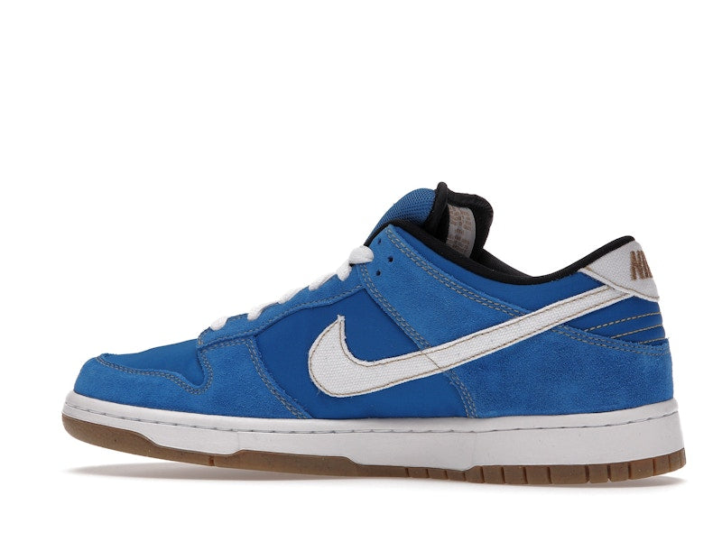 Nike SB Dunk Low Street Fighter Chun Li