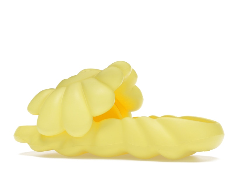 Takashi Murakami Ohana Full-Bloom Slide Blazing Yellow