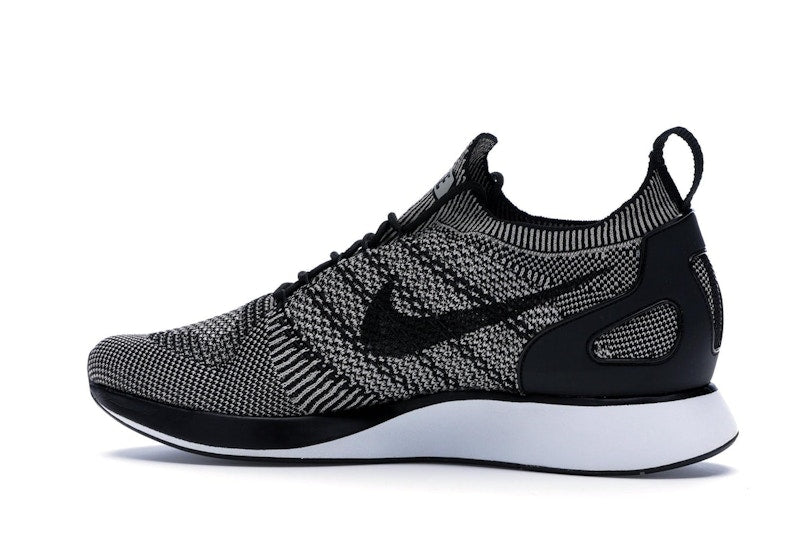 Nike Mariah Flyknit Racer Pale Grey Solar Red