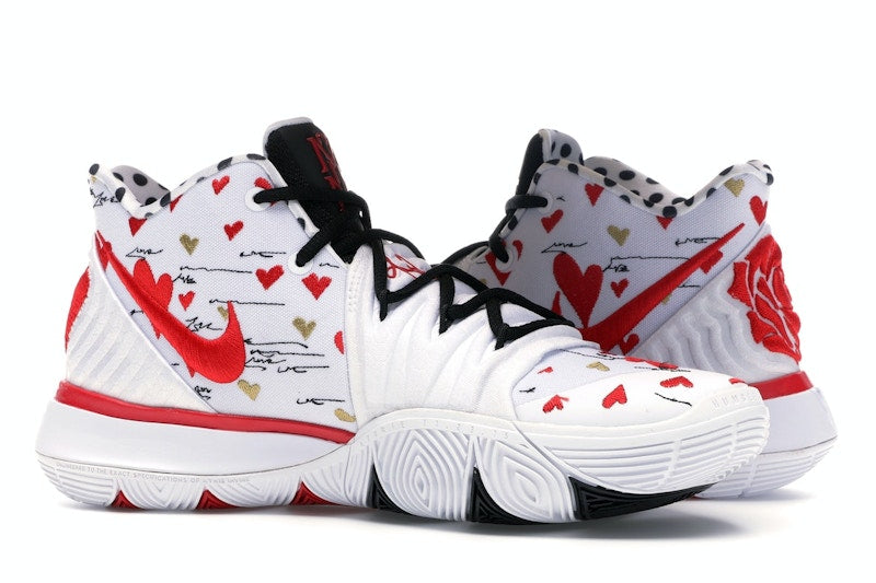 Nike Kyrie 5 Sneaker Room Mom White