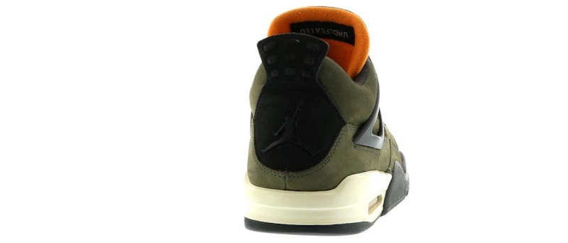 Jordan 4 Retro Undefeated (2005)