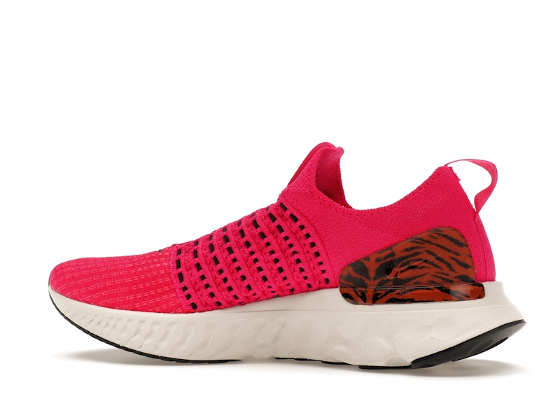 Nike React Phantom Run Flyknit 2 Pink Prime Zebra (Women's)