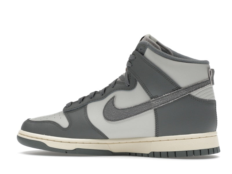 Nike Dunk High Vintage Light Bone Grey