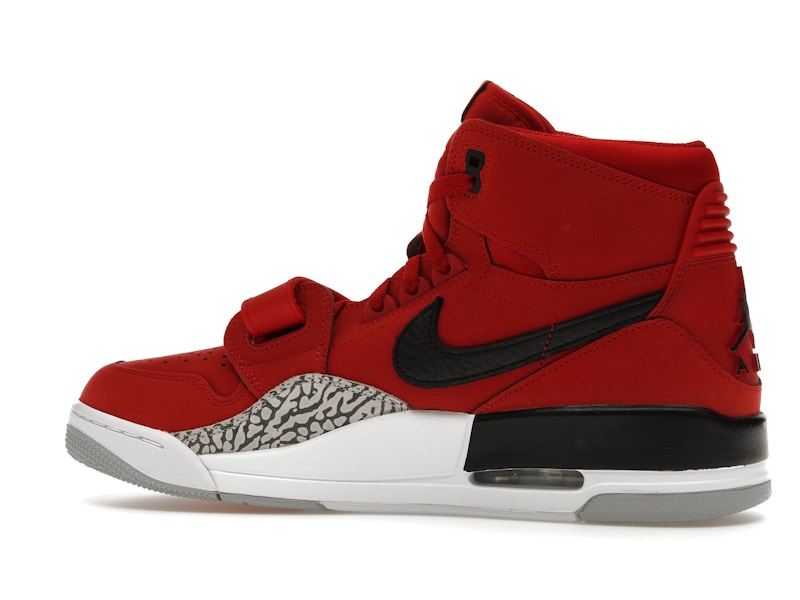 Jordan Legacy 312 Toro