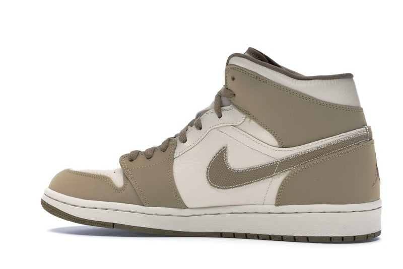 Jordan 1 Retro Armed Forces Pearl White