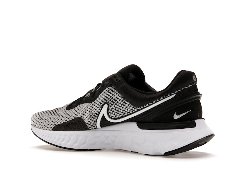 Nike React Miler 3 Black Metallic Silver