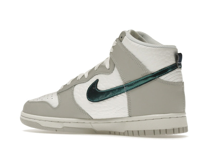 Nike Dunk High FLS (Women's)