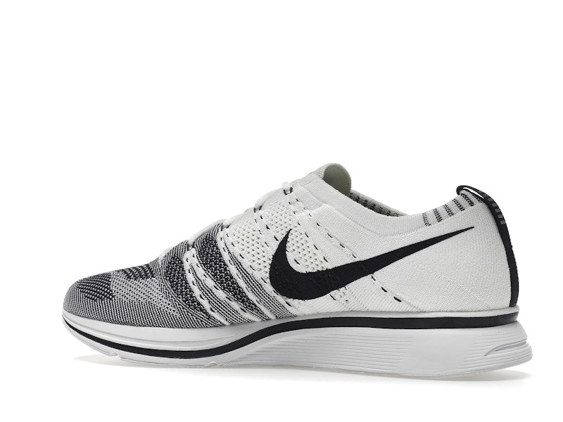 Nike Flyknit Trainer White Black