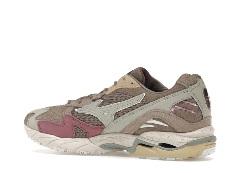 Mizuno Wave Rider 10 Footpatrol Rust