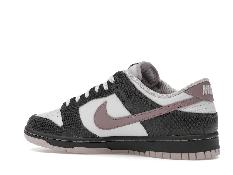 Nike Dunk Low SE Medium Ash Violet Snakeskin