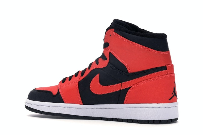 Jordan 1 Retro Max Orange