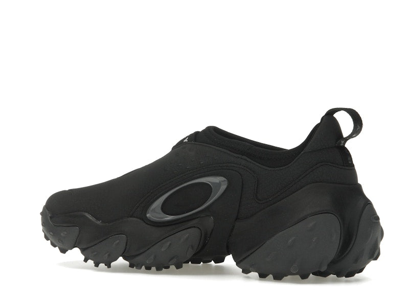 Oakley Edge Icon Slip On Black