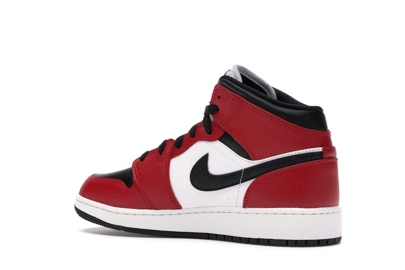 Jordan 1 Mid Chicago Black Toe (GS)