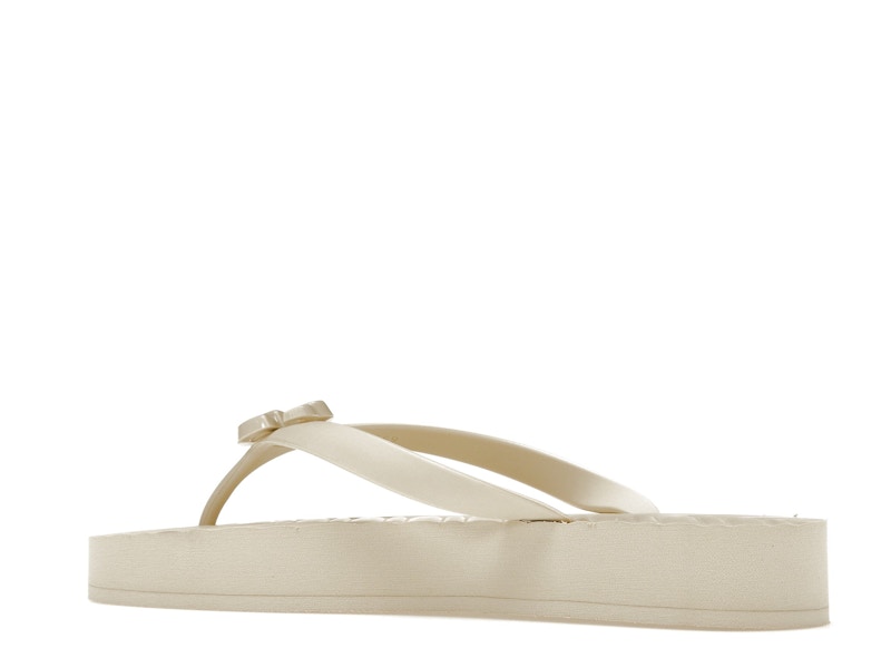 Gucci Chevron Thong Sandal White Rubber