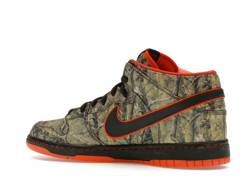Nike SB Dunk Mid Real Tree Camo