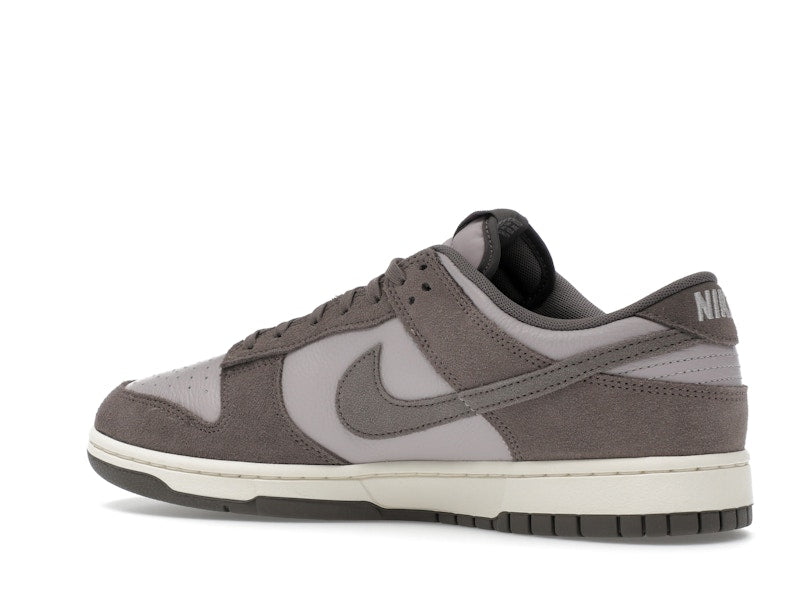 Nike Dunk Low SE Platinum Violet Cave Stone