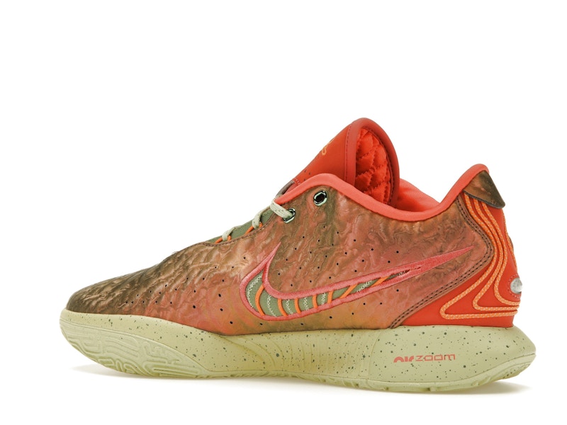 Nike LeBron 21 Queen Conch