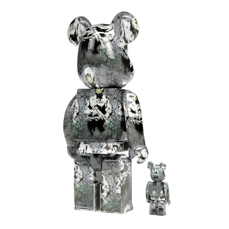 Bearbrick Riot Cop 100% & 400% Set