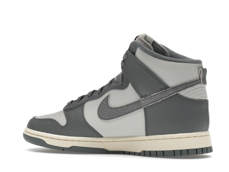 Nike Dunk High Vintage Light Bone Grey