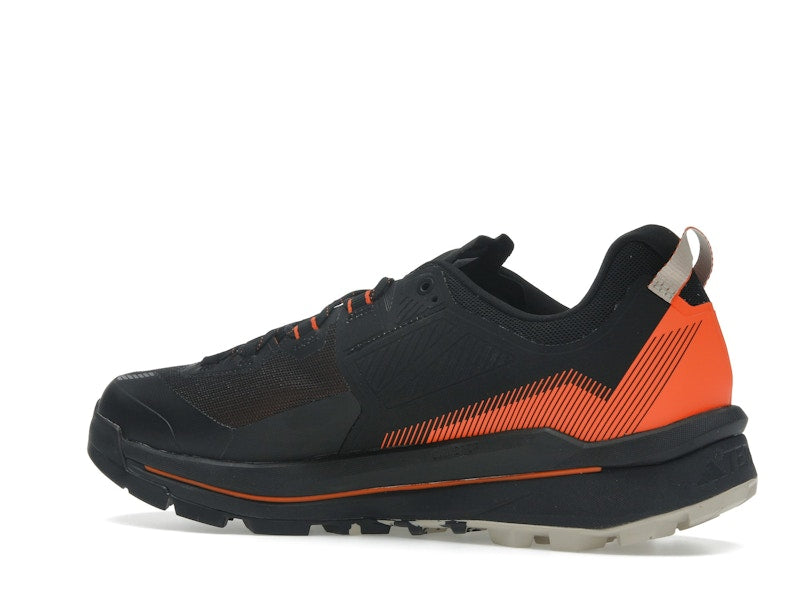 adidas Terrex Skychaser Tech Low Gore-Tex Core Black Wonder Beige Semi Impact Orange