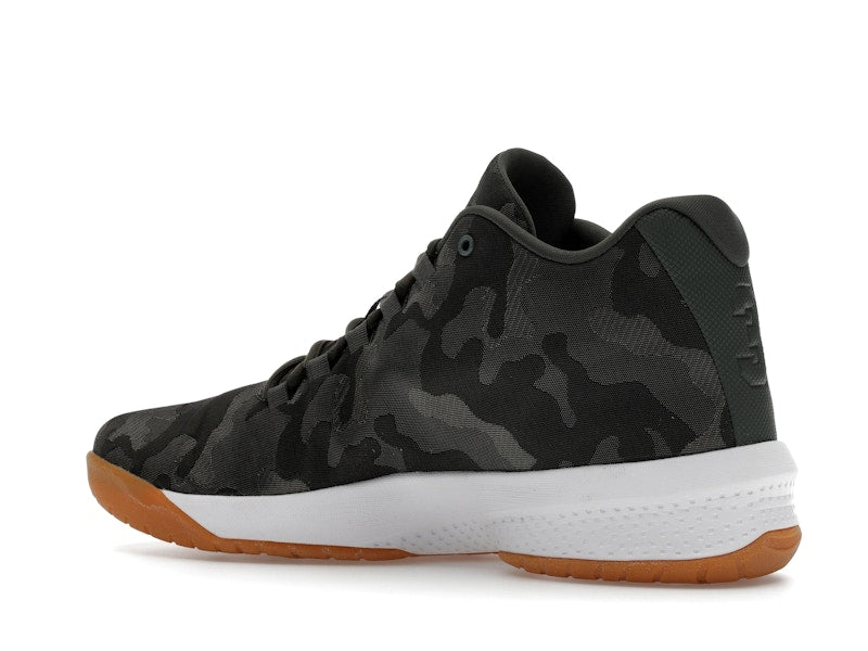 Jordan B.Fly River Rock/White-Dark Stucco