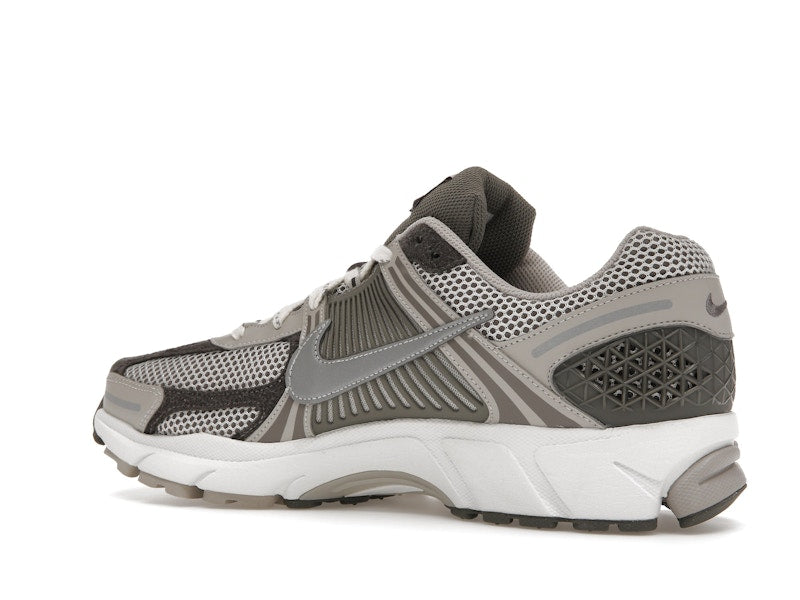 Nike Zoom Vomero 5 Iron Ore Flat Pewter