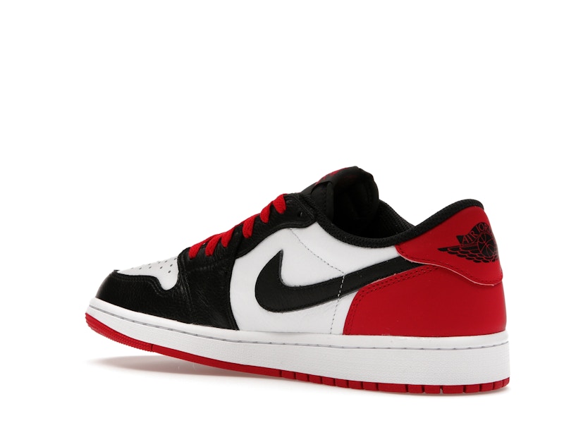 Jordan 1 Retro Low OG Black Toe (2023)