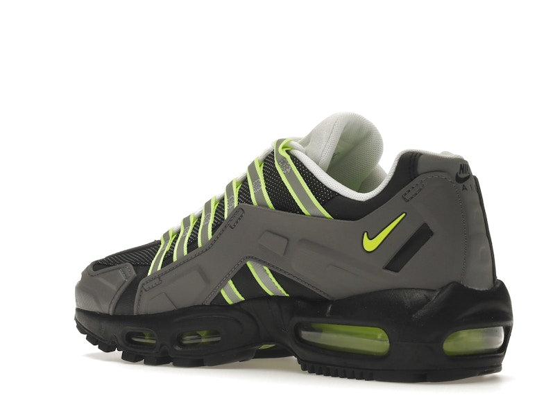 Nike NDSTRKT Air Max 95 Neon