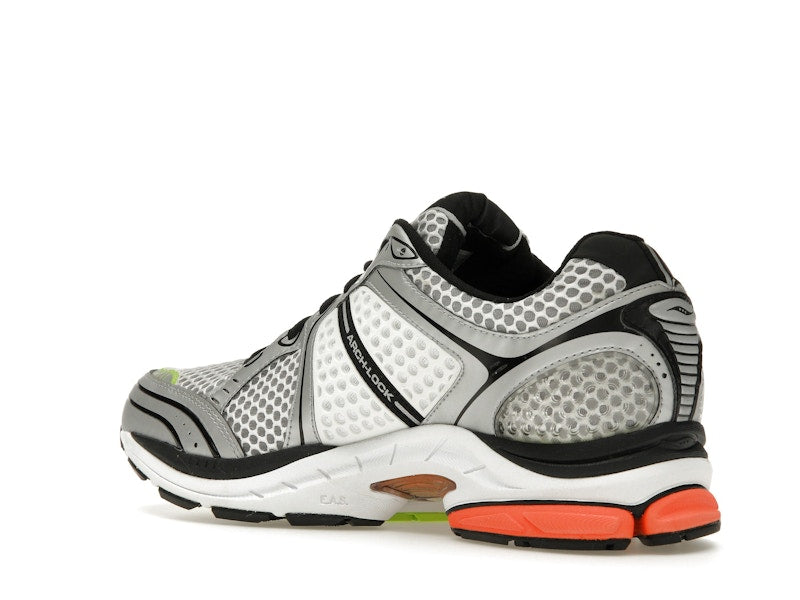 Saucony ProGrid Triumph 4 Highsnobiety Silver