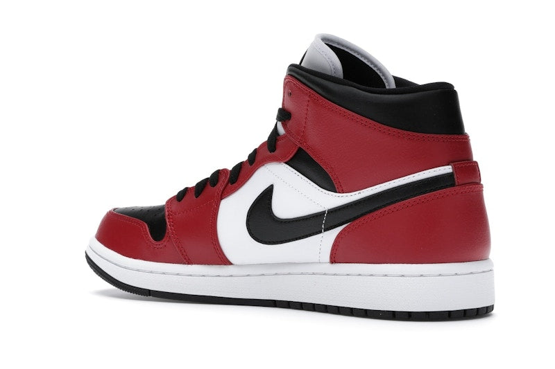 Jordan 1 Mid Chicago Toe