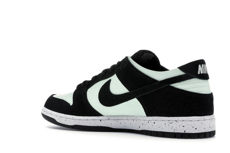 Nike SB Dunk Low Barely Green
