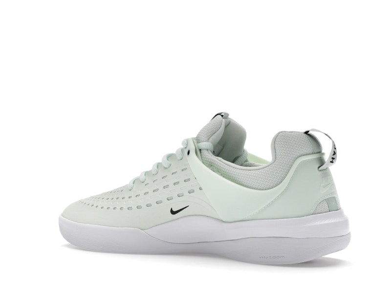 Nike SB Zoom Nyjah 3 Barely Green