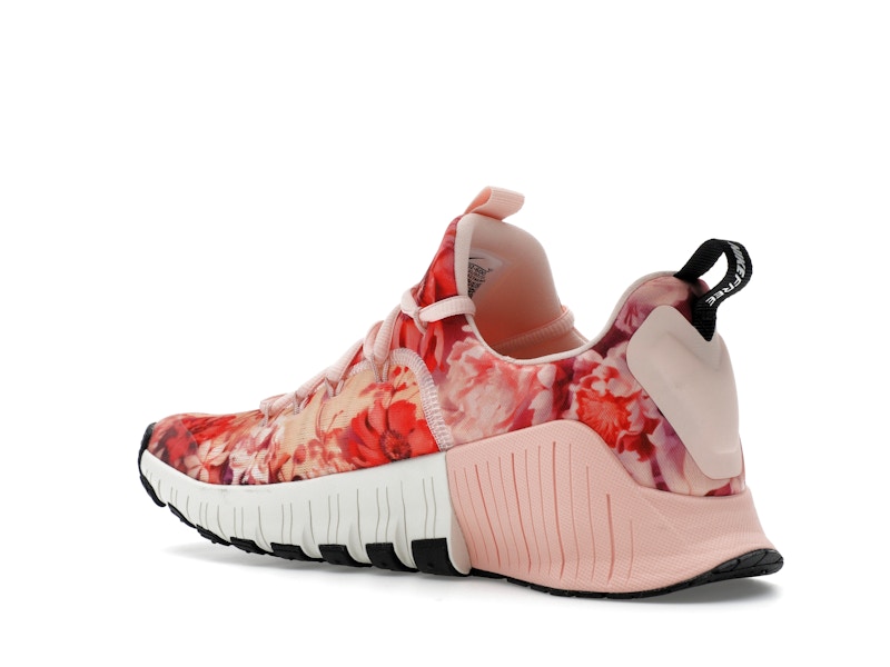 Nike Free Metcon 6 AMP Washed Coral Black Sail (Women's)