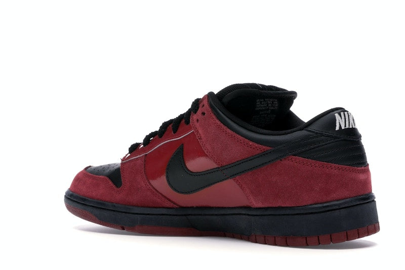 Nike SB Dunk Low Milli Vanilli