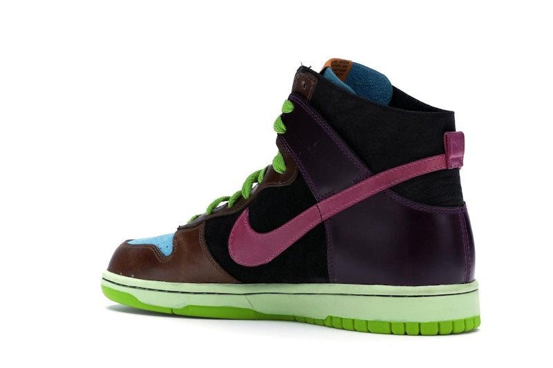 Nike Dunk High Undefeated