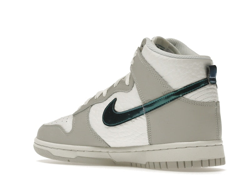 Nike Dunk High FLS (Women's)