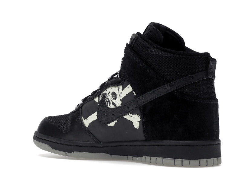Nike Dunk High St. Pauli