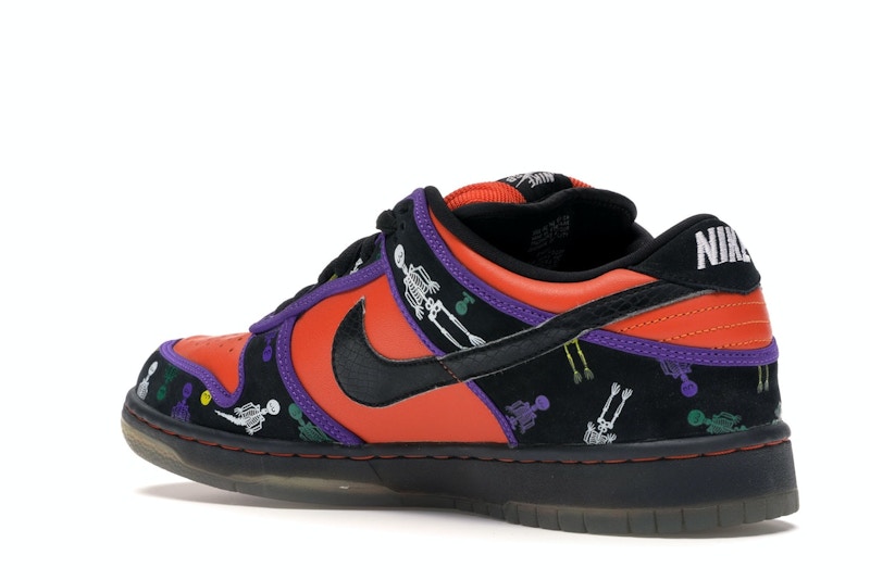 Nike SB Dunk Low Day of the Dead