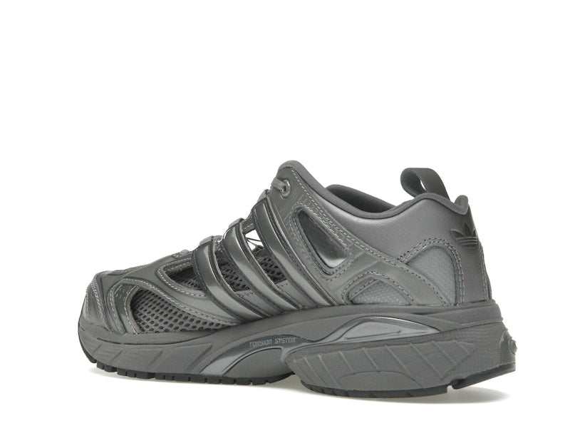 adidas Adistar Pose Taqwa Bint Ali Iron Metallic (Women's)