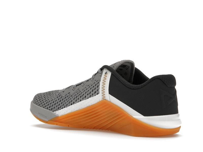 Nike Metcon 6 Smoke Grey Gum