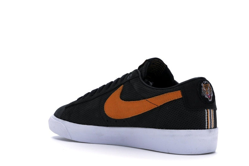 Nike SB Zoom Blazer Low GT Cats Paw Saloon
