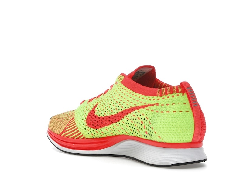 Nike Flyknit Racer Bright Crimson Volt