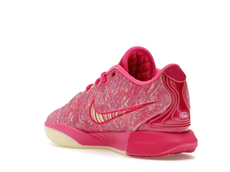Nike LeBron 21 The World Is Your Oyster