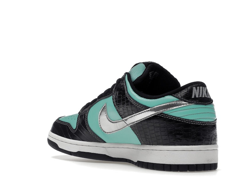 Nike SB Dunk Low Diamond Supply Co.