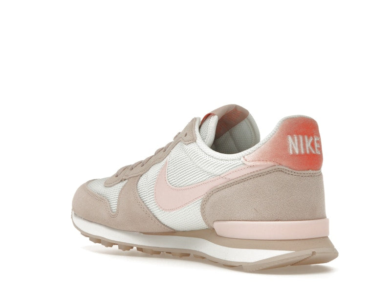 Nike Internationalist Summit White Light Madder Root (Women's)