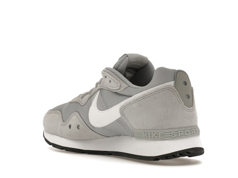 Nike Venture Runner Wide Light Smoke Grey