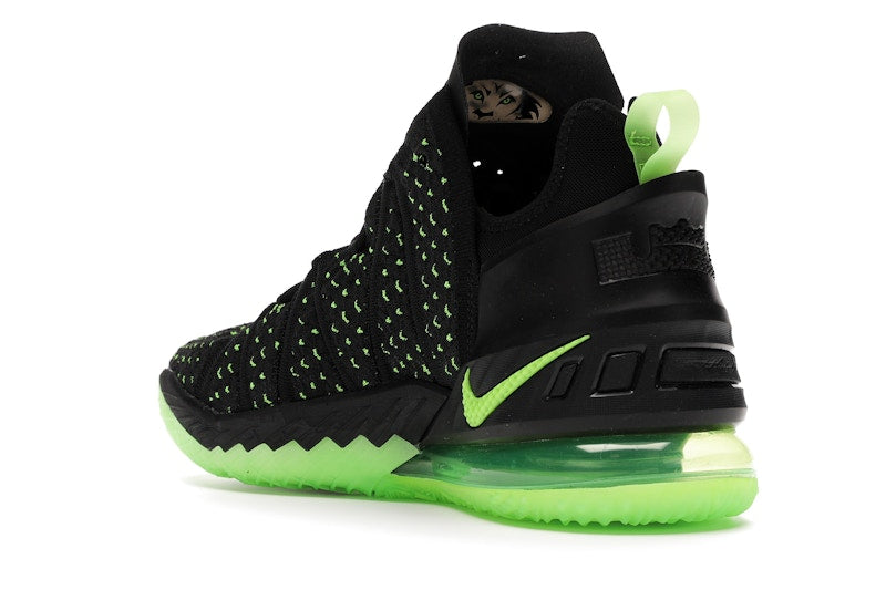 Nike LeBron 18 Dunkman